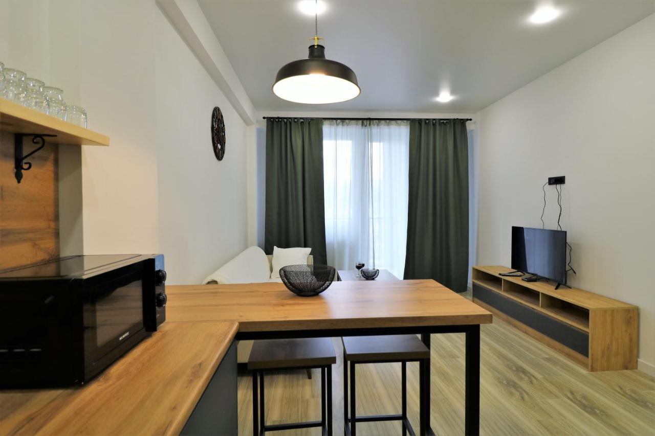 Appartamento Twins Tower Tbilisi Esterno foto