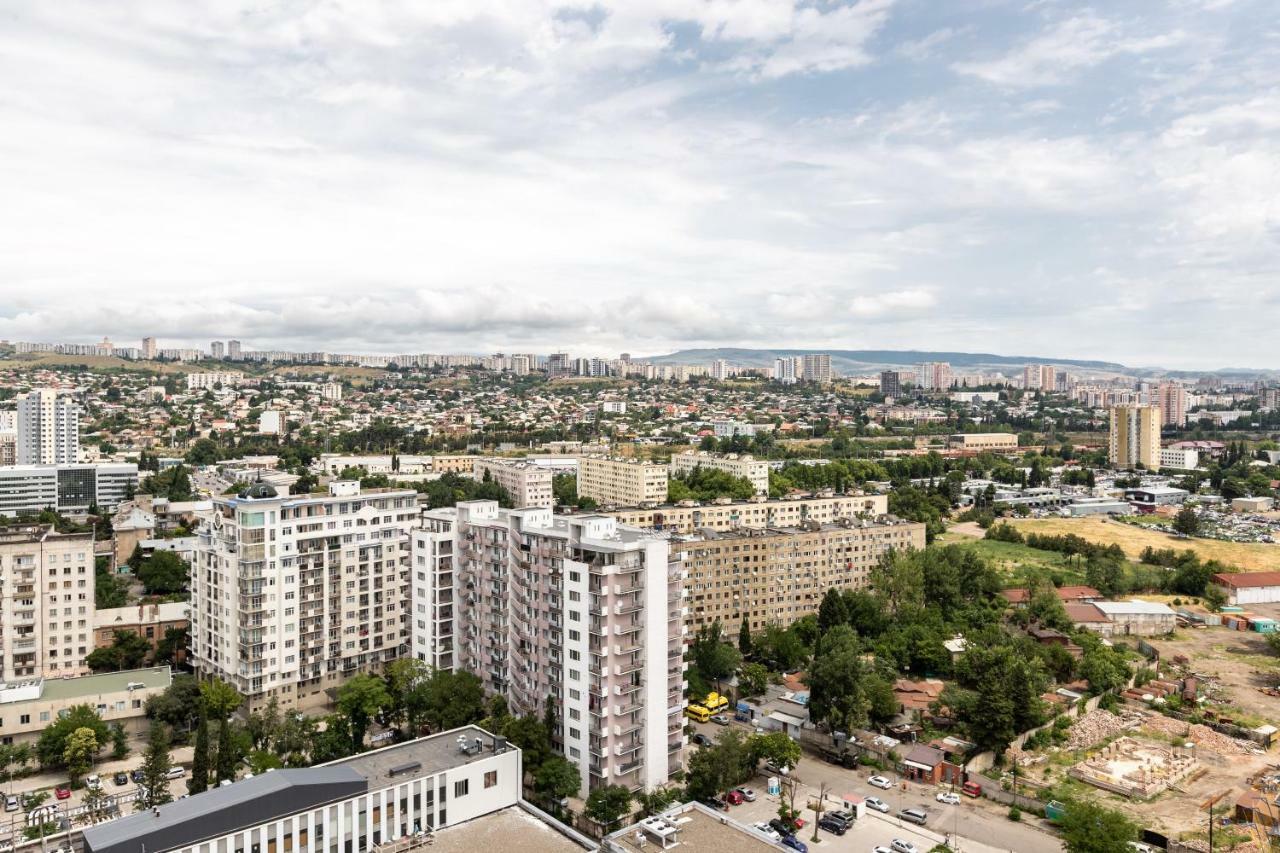 Appartamento Twins Tower Tbilisi Esterno foto
